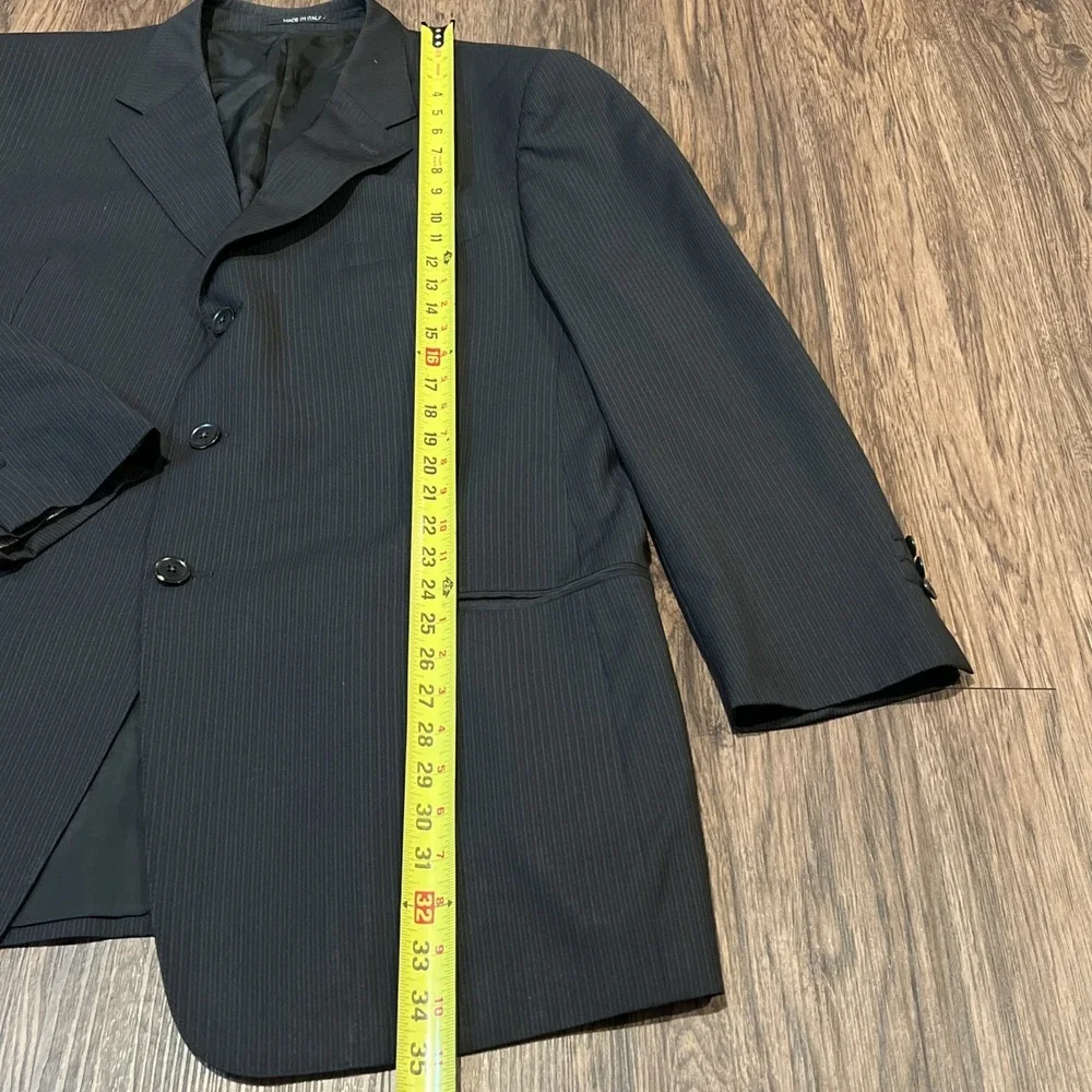 Armani Collezioni Wool Blazer 3-Button  In Pin Black Size 48L Italy